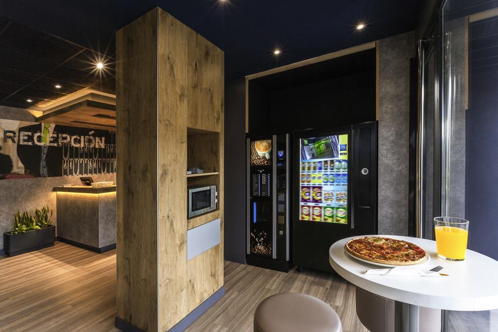 Ibis Budget Valencia Alcasser Silla Oda fotoğraf